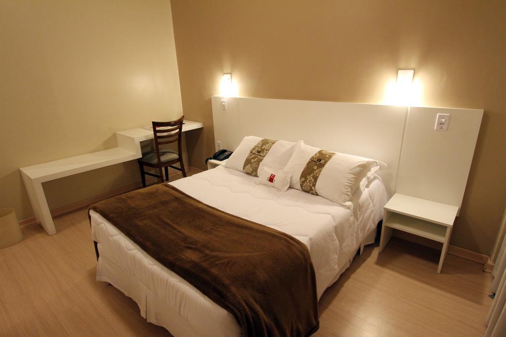 Hotel Curi Executive Pelotas Ruang foto