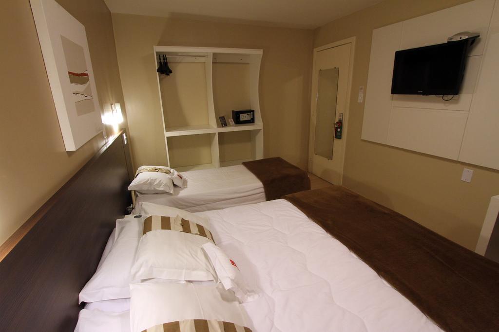 Hotel Curi Executive Pelotas Ruang foto