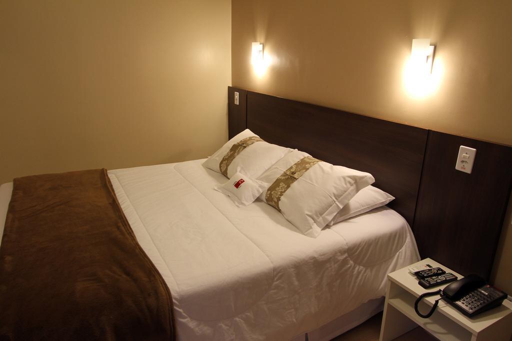 Hotel Curi Executive Pelotas Ruang foto