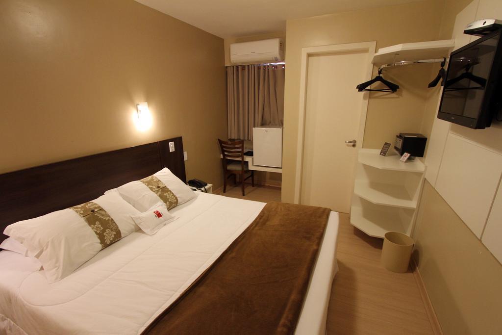 Hotel Curi Executive Pelotas Ruang foto