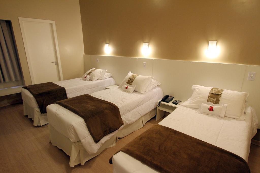 Hotel Curi Executive Pelotas Ruang foto