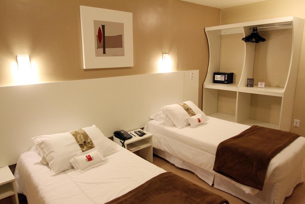 Hotel Curi Executive Pelotas Ruang foto